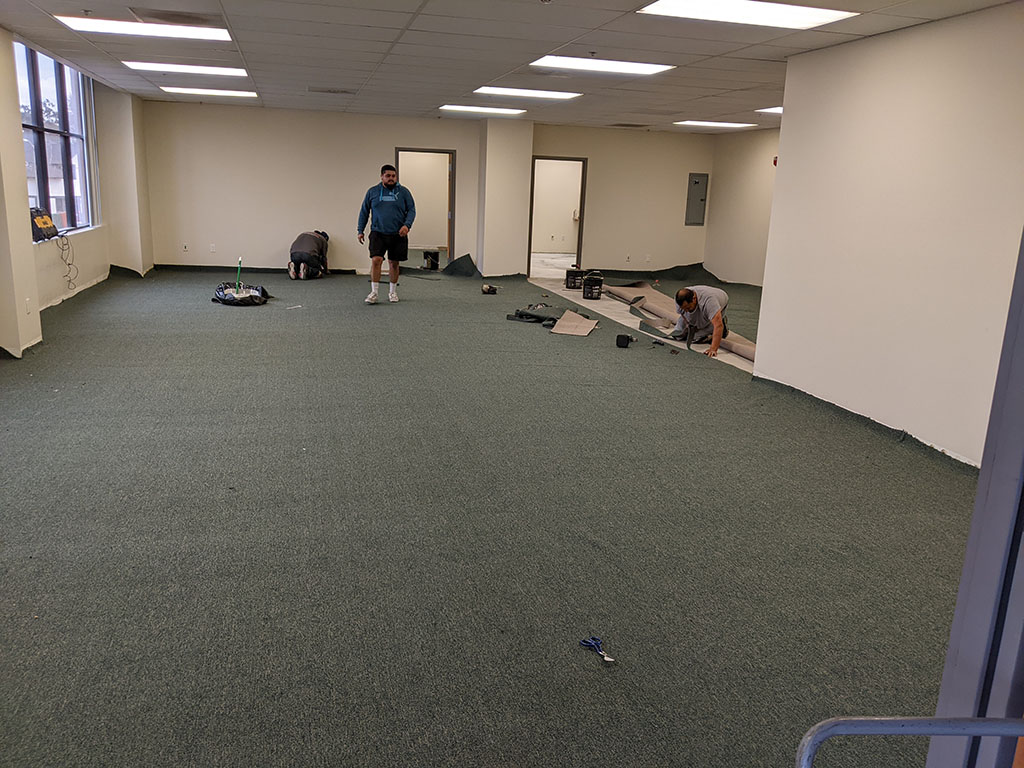 Installing carpet